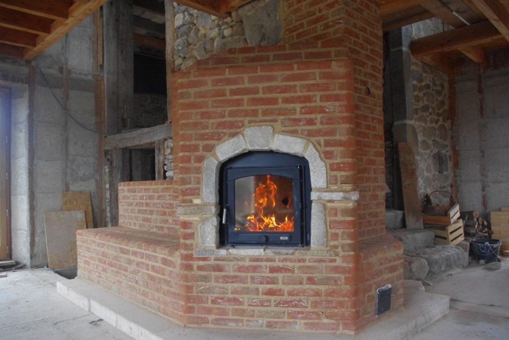 poêle de masse artisanal feudebois.com, poêle à bois aveyron